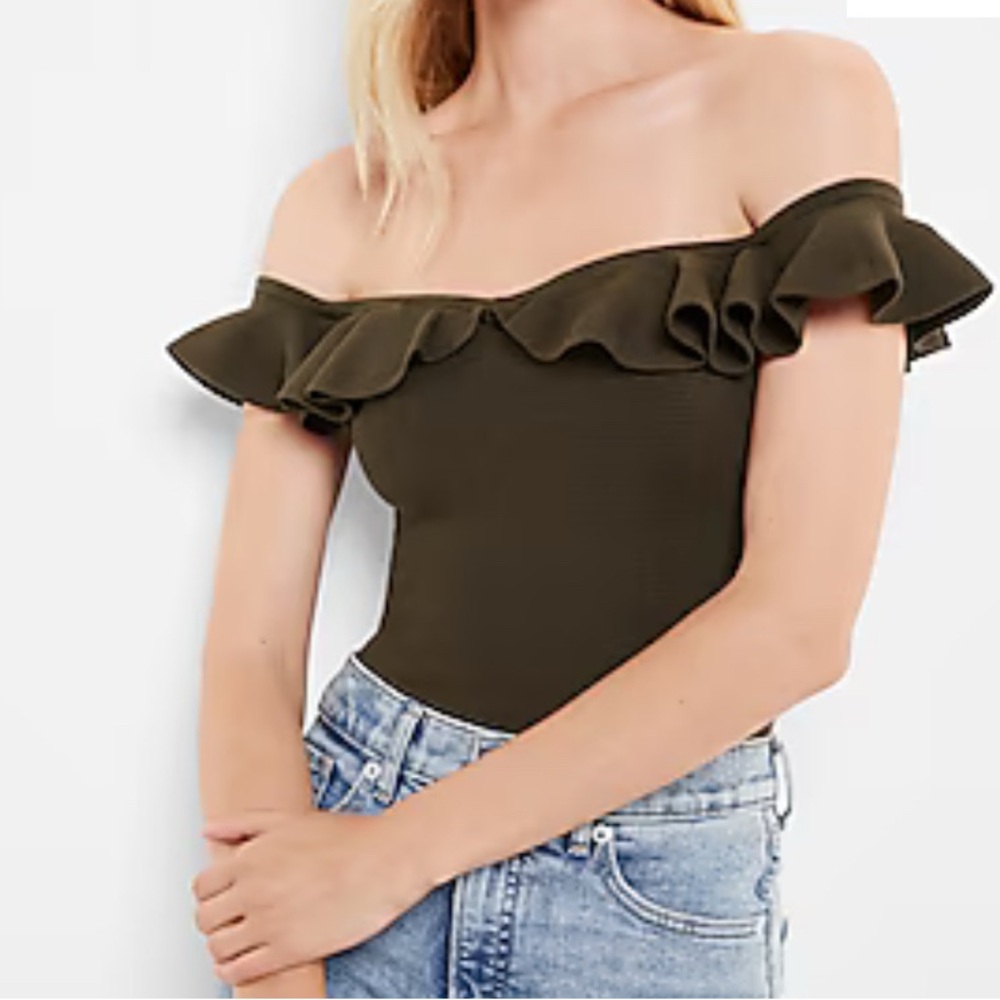 New Express Body Contour Off The Shoulder Ruffle Sweater Olive Green Women's L